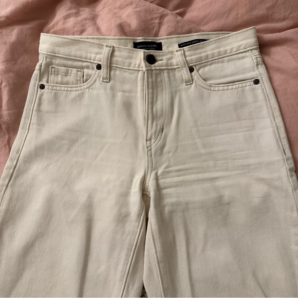 Banana Republic White Contrast Stitch Jeans 25 - Picture 3 of 3